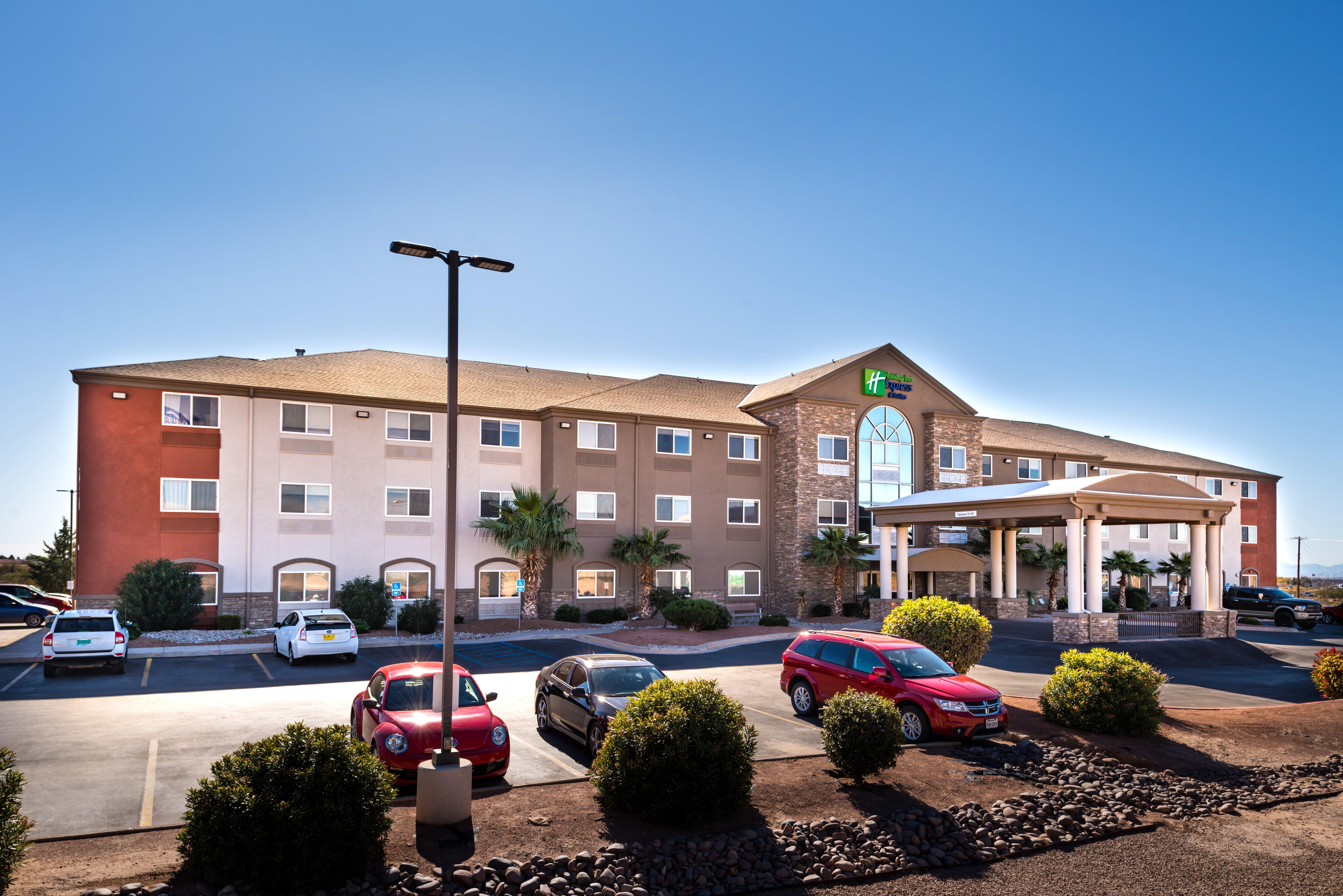 Holiday Inn Express & Suites Alamogordo Highway 54/70 By Ihg Экстерьер фото