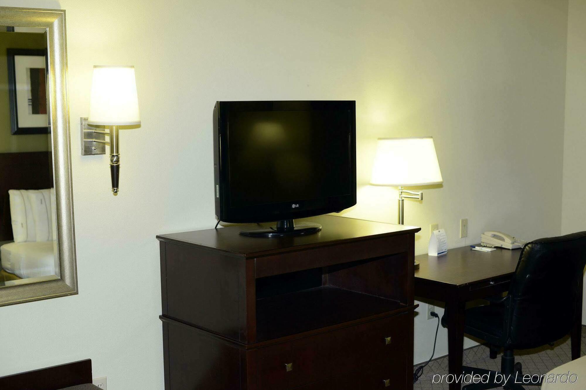 Holiday Inn Express & Suites Alamogordo Highway 54/70 By Ihg Номер фото